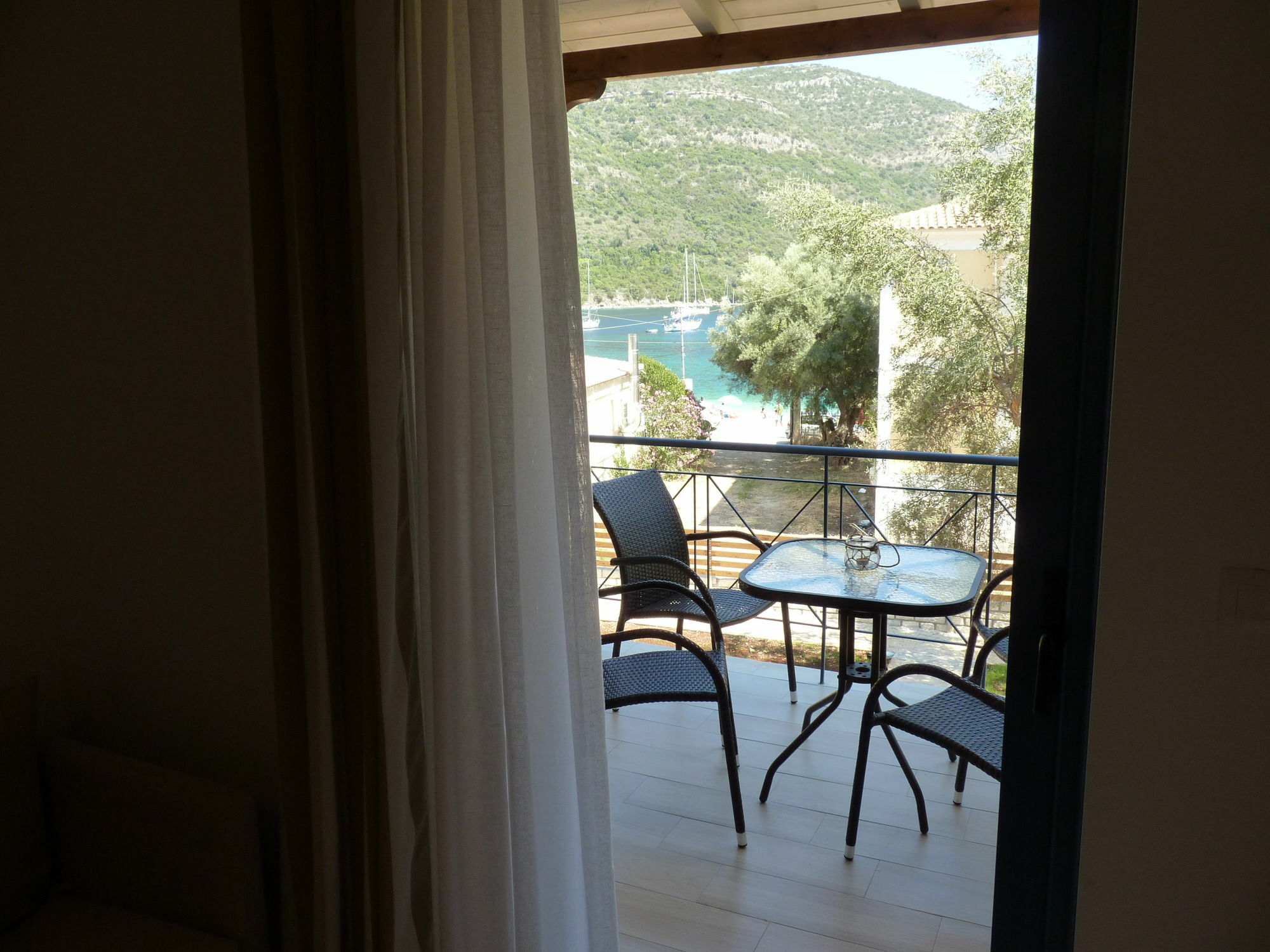 Ilianthos Apartments & Studios Mikros Gialos Exterior foto