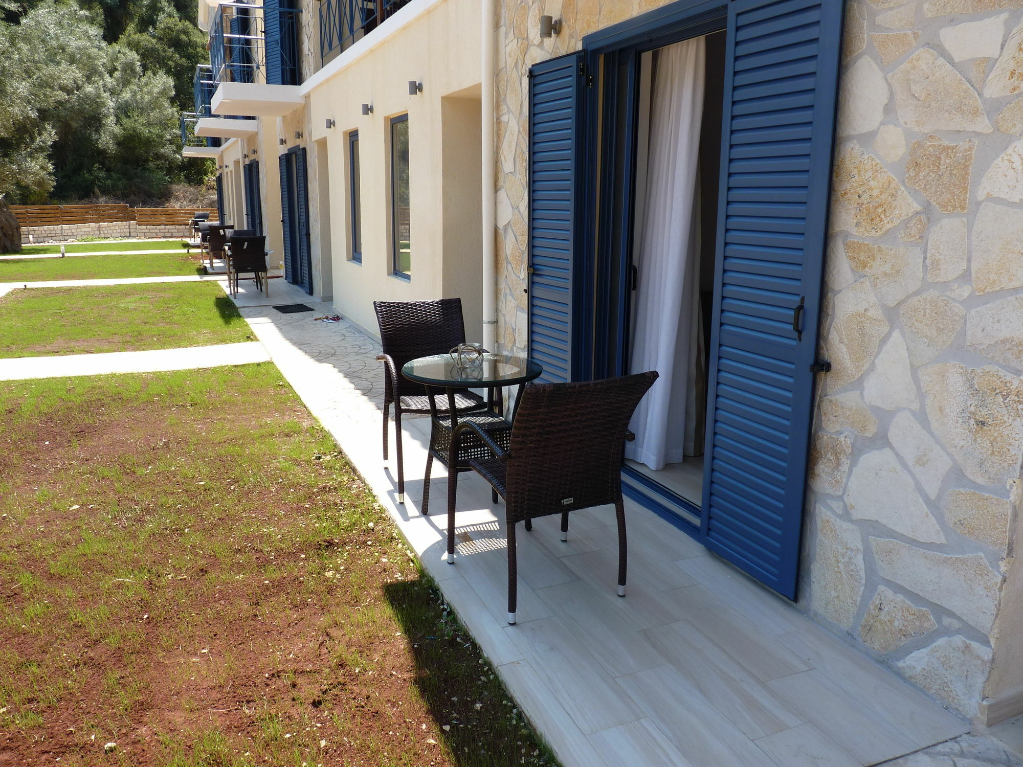 Ilianthos Apartments & Studios Mikros Gialos Exterior foto